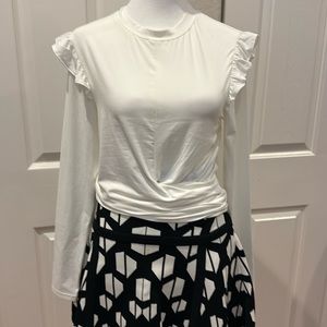 Gorgeous white Aqua top